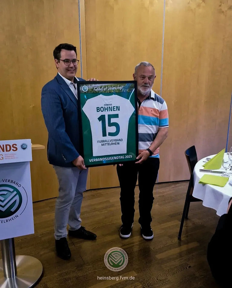 Ehrung für Konrad Bohnen auf dem Verbandsjugendtag