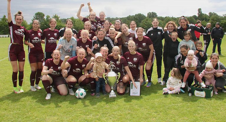SV Viktoria Waldenrath-Straeten gewinnt Frauen-Kreispokal