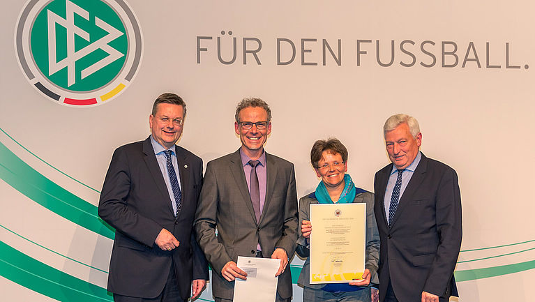 Sepp-Herberger-Urkunde für SG Oleftal/SG92 und VfL Vichttal